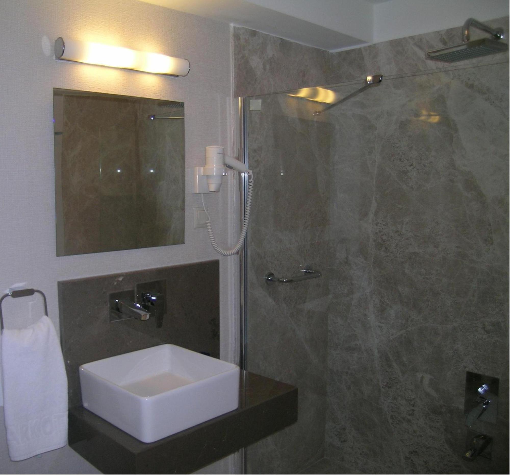 Park Hotel Edirne Buitenkant foto